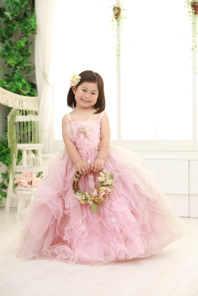 ボブアレンジのドレススタイル