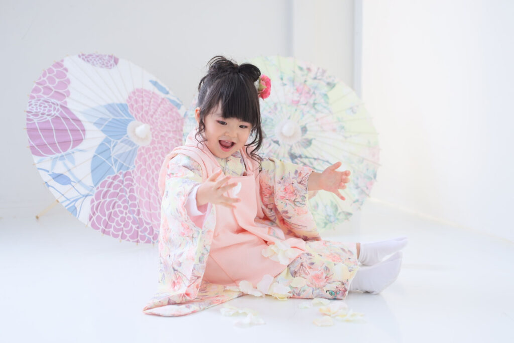 フォトスタジオ で撮影する女の子