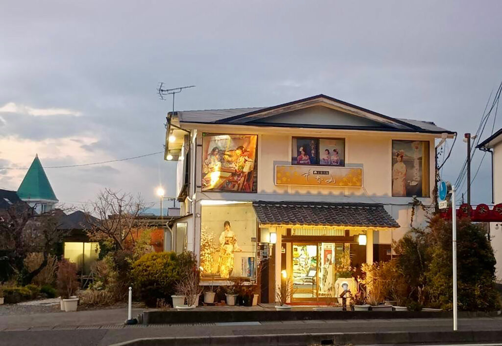 スタジオもなみ函南本店の外観写真