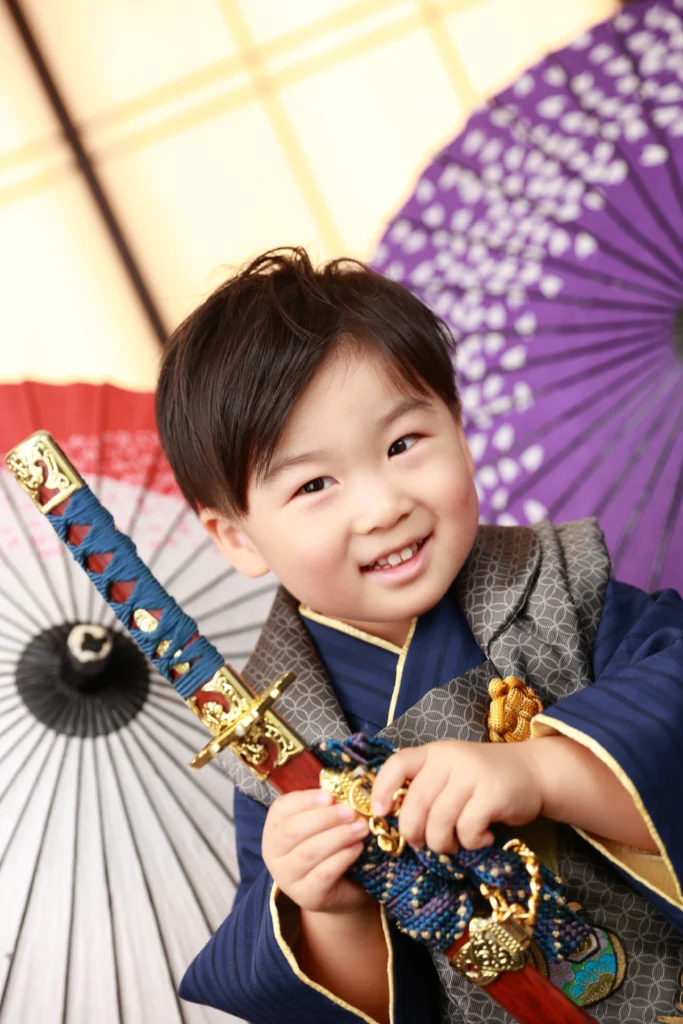 ナチュラルな前髪と柔らかい毛流れが可愛い3歳男の子の七五三ヘア