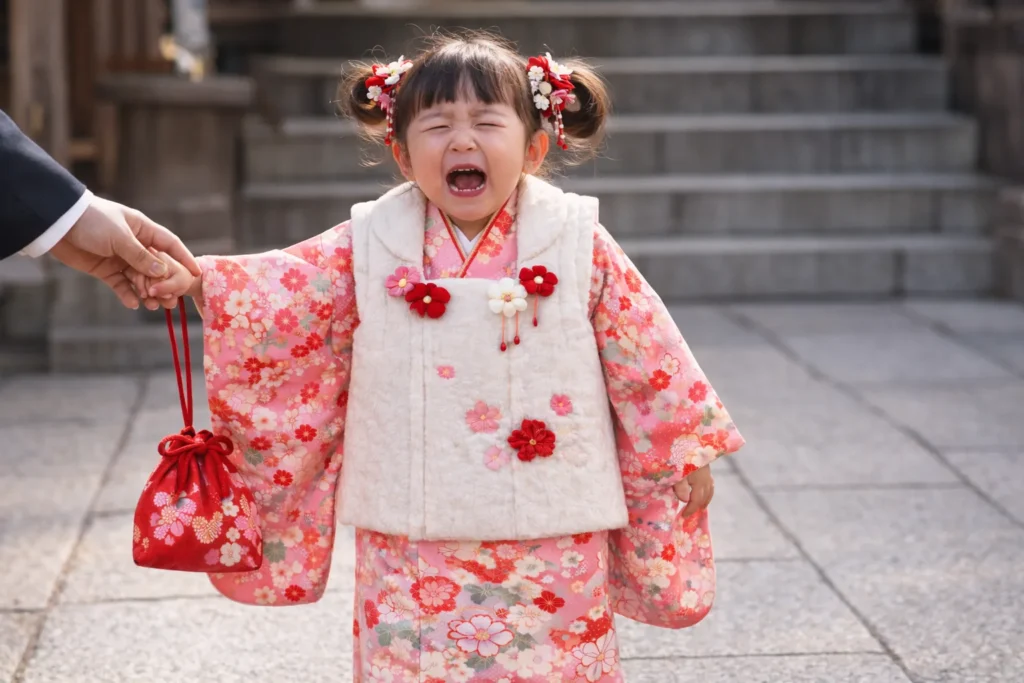 七五三で着物を嫌がっている3歳の子ども