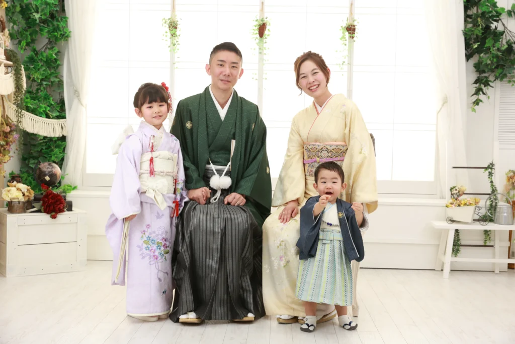 七五三 家族写真 母親 訪問着 コーディネート例