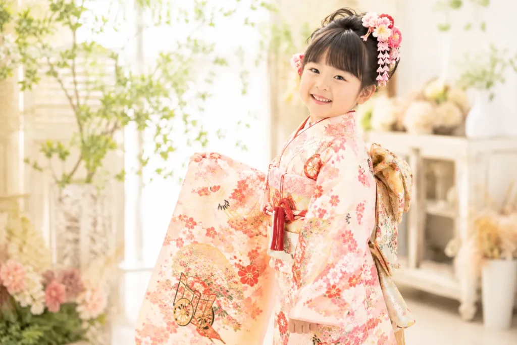 七五三の着物柄ってどんな意味？子どもの健やかな成長を願う文様たち